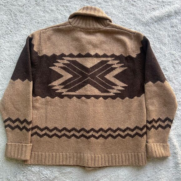 J. Peterman Men’s 100% Lambswool Cardigan Southwest Brown Wooden Toggles Large - Picture 7 of 10